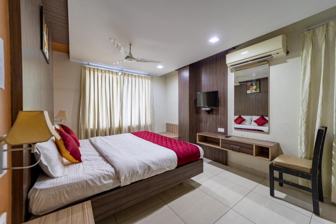 Hotel Ranas Residency Tiruchirappalli Exterior foto