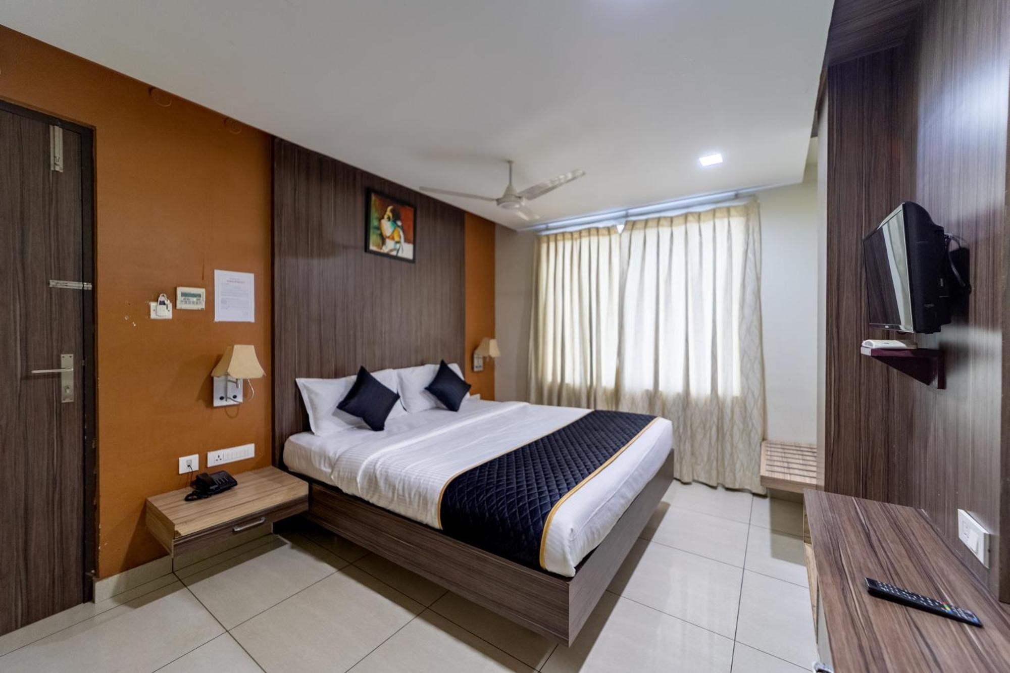 Hotel Ranas Residency Tiruchirappalli Exterior foto